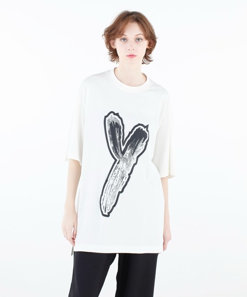 Y-3（ワイスリー）の「LOGO GFX TEE（Tシャツ/カットソー・メンズ・オフホワイト・XX-SMALL/X-SMALL/SMALL/MEDIUM/LARGE/X-LARGE）」の4枚目の写真