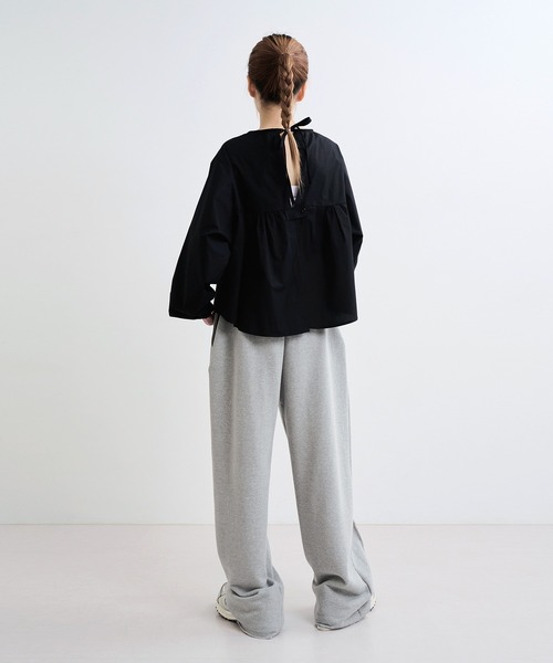 UNE MANSION（ユヌマンション）の「【オールシーズン着用可能】【足長効果＆美脚効果　ハイウエストシルエット】【男女兼用/UNISEX】フロントラインコットンワイドスウェットパンツ（スウェットパンツ・レディース・ネイビー/チャコールグレー/ブラック/グレー/カーキ/ピンク系その他/ブラウン/オートミール・FREE）」の21枚目の写真