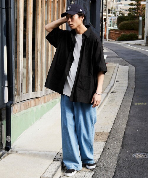 FREAK'S STORE（フリークスストア）の「【限定展開】Relax Fit リラックスフィット ピンタック コットンキューバシャツ（シャツ/ブラウス・メンズ・グリーン/サックスブルー/ベージュ/ブラック/ホワイト・SMALL/MEDIUM/LARGE）」の9枚目の写真