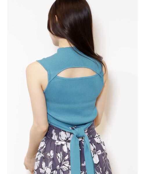 MERCURYDUO（マーキュリーデュオ）の「2WAYスリットリボンコンパクトニット（ニット/セーター・レディース・グリーン/チャコールグレー/オフホワイト/ブラック・FREE）」の5枚目の写真