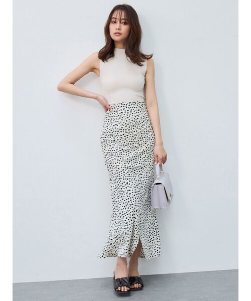 MERCURYDUO（マーキュリーデュオ）の「2WAYスリットリボンコンパクトニット（ニット/セーター・レディース・グリーン/チャコールグレー/オフホワイト/ブラック・FREE）」の18枚目の写真