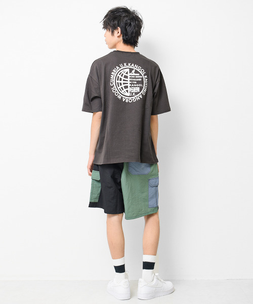 KANGOL KIDS(カンゴールキッズ)の「KANGOL 別注INTERNATIONALビッグTシャツ(Tシャツ/カットソー・キッズ・オフホワイト/ブラック/チャコールグレー・130/150/140/120)」の5枚目の写真