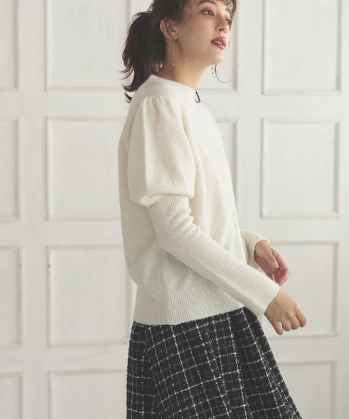 DONOBAN（ドノバン）の「マシュマロタッチパフスリーブニット（ニット/セーター・レディース・グレー/ブルー/ベージュ/ピンク/ブラック/アイボリー・F）」の8枚目の写真