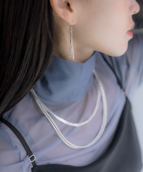 ear PAPILLONNER(イアパピヨネ)の「5連ビーズフープピアス(ピアス(両耳用)・レディース・シルバー系その他5・ONE SIZE)」の11枚目の写真