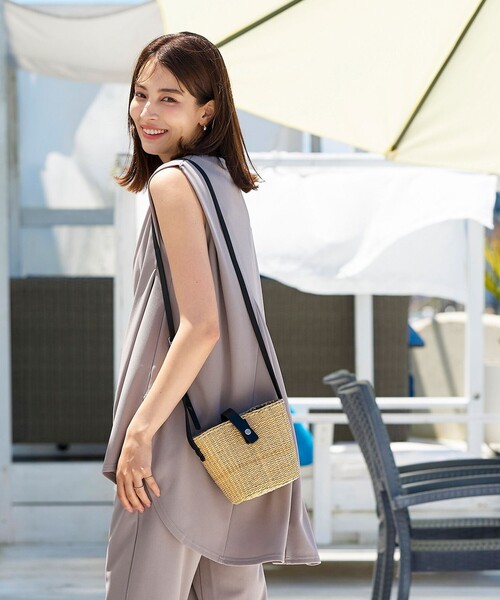 Tiaclasse(ティアクラッセ)の「【洗える】カットツイルセットアップ(2点セット)(セットアップ・レディース・ブルー/ベージュ/ブラック・L/M)」の10枚目の写真