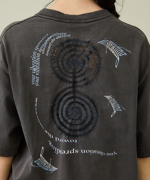 Cycle By Myob(サイクル バイ エムワイオービー)の「【Cycle/サイクル】コスミックスパイラルTEE(Tシャツ/カットソー・レディース・ホワイト/ブラック・SMALL)」の10枚目の写真