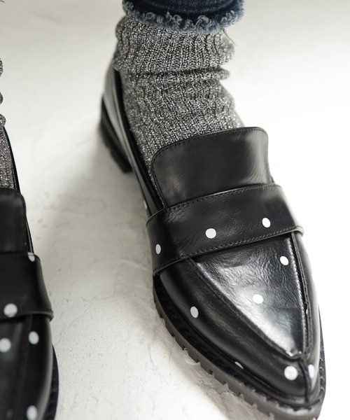 SESTO（セスト）の「ドット柄ポインテッドトゥローファー（ローファー・レディース・ブラック・22.5cm/23.0cm/23.5cm/24.0cm/24.5cm/25.0cm）」の14枚目の写真