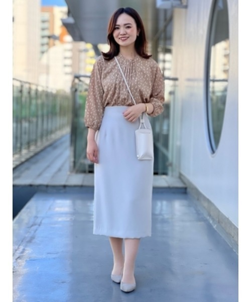 小花柄プリント ボウタイブラウス ベージュ/ホワイト（シャツ