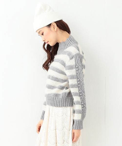 CAROLINA GLASER（カロリナ グレイサー）の「CAROLINA GLASER / ボーダーニット（ニット/セーター・レディース・グレー/クリーム・ONE SIZE）」の6枚目の写真