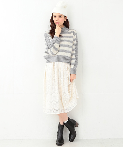 CAROLINA GLASER（カロリナ グレイサー）の「CAROLINA GLASER / ボーダーニット（ニット/セーター・レディース・グレー/クリーム・ONE SIZE）」の14枚目の写真