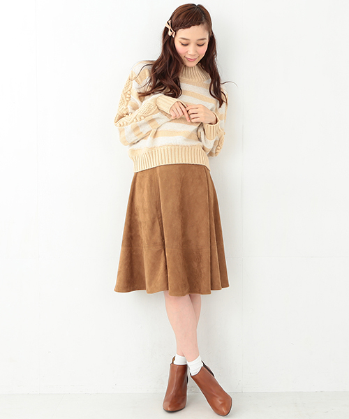 CAROLINA GLASER（カロリナ グレイサー）の「CAROLINA GLASER / ボーダーニット（ニット/セーター・レディース・グレー/クリーム・ONE SIZE）」の8枚目の写真