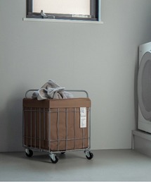 BRID（ブリッド）の「ブリッド ランドリー スクエアバスケット 収納 / BRID FOLDING LAUNDRY SQUARE BASKET with CASTER WIDE ［40L］（収納グッズ）」