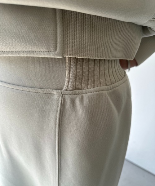 un dix cors（アンディコール）の「軽量ボンディングナロースカート（スカート・レディース・ブラック/オレンジ/グレイッシュベージュ/アイボリー・FREE）」の21枚目の写真