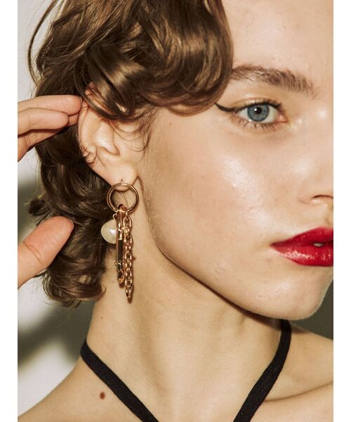 jouetie（ジュエティ）の「カラビナピアス（ピアス（両耳用）・レディース・シルバー/ゴールド・FREE）」の3枚目の写真