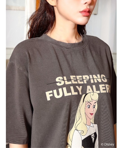 Darich(ダーリッチ)の「ピグメントグラフィックビッグTシャツ(Tシャツ/カットソー・レディース・チャコールグレー・FREE)」の5枚目の写真