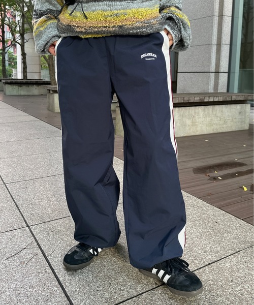 kutir（クティール）の「刺繍ロゴラインパンツ（その他パンツ・レディース・ネイビー/グリーン/ライトベージュ・LARGE/SMALL/MEDIUM）」の4枚目の写真