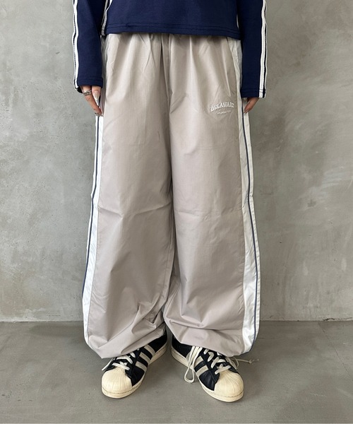 kutir（クティール）の「刺繍ロゴラインパンツ（その他パンツ・レディース・ネイビー/グリーン/ライトベージュ・LARGE/SMALL/MEDIUM）」の20枚目の写真