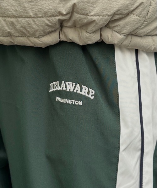 kutir（クティール）の「刺繍ロゴラインパンツ（その他パンツ・レディース・ネイビー/グリーン/ライトベージュ・LARGE/SMALL/MEDIUM）」の13枚目の写真