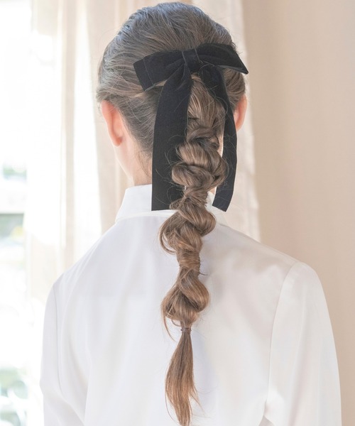 Catherine Cottage（キャサリンコテージ）の「ベロアリボンヘアクリップ（バレッタ/ヘアクリップ・キッズ・ブラック・FREE）」の5枚目の写真