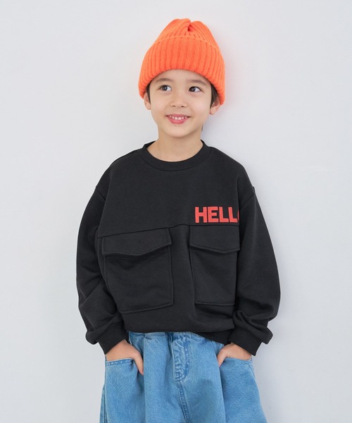 coca（coca）（コカ）の「キッズ 裏毛胸フラップポケットトップス（スウェット・キッズ・ブラック/カーキ・110/130/140/120）」の2枚目の写真