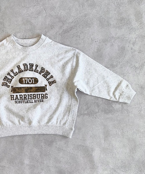 BIG FIELD(ビッグフィールド)の「ナガソデリブツキプリントロンT(80~150cm)(Tシャツ/カットソー・キッズ・オフホワイト/キャメル/ライトブルー/チャコール・120/130/140/90/100/110/95/150/80)」の6枚目の写真