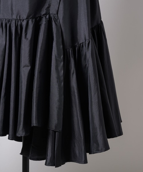 VIOLETTA（ヴィオレッタ）の「グロッシーフレアイレヘムスカート（スカート・レディース・ブラック/アイボリー/ロイヤルブルー・S/M）」の18枚目の写真
