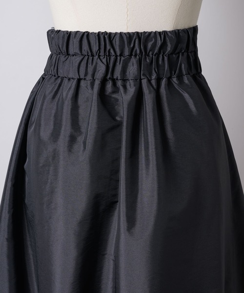 VIOLETTA（ヴィオレッタ）の「グロッシーフレアイレヘムスカート（スカート・レディース・ブラック/アイボリー/ロイヤルブルー・S/M）」の20枚目の写真