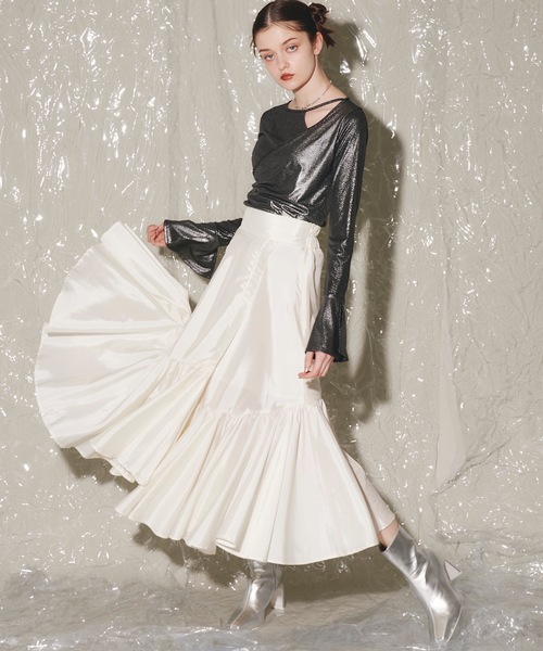 VIOLETTA（ヴィオレッタ）の「グロッシーフレアイレヘムスカート（スカート・レディース・ブラック/アイボリー/ロイヤルブルー・S/M）」の7枚目の写真