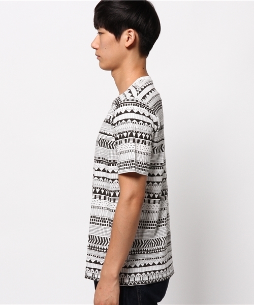 MYSELF ABAHOUSE(マイセルフアバハウス)の「テーマ柄総柄T(Tシャツ/カットソー・メンズ・カーキ/ホワイト・LARGE/MEDIUM)」の4枚目の写真