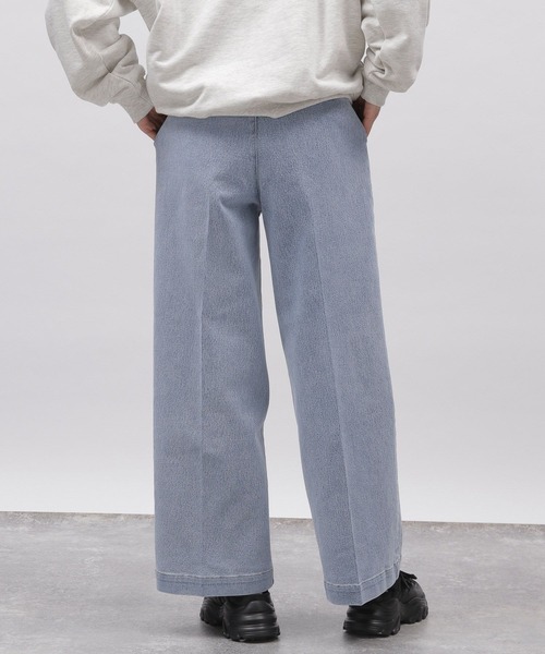 LAKOLE（ラコレ）の「ワンタックワイドデニム / 102224（デニムパンツ・レディース・チャコール/ライトブルー/アクア・LARGE/MEDIUM/SMALL）」の17枚目の写真