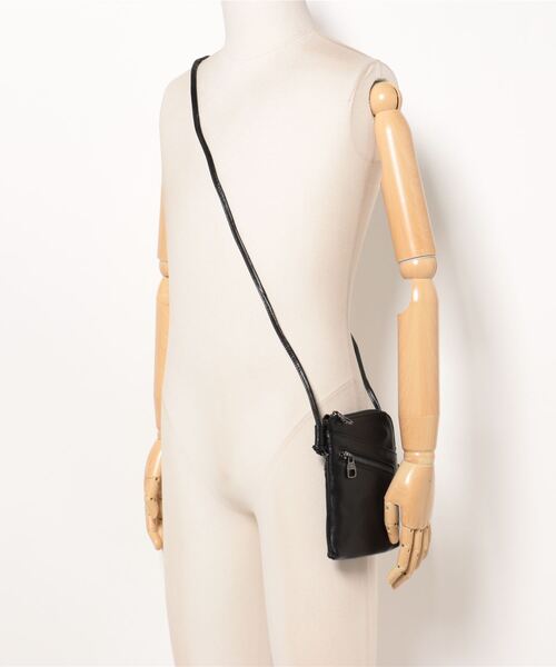 F&D : スモールスクエアショルダーバッグ（ショルダーバッグ）｜Fun & Daily（ファンアンドデイリー）