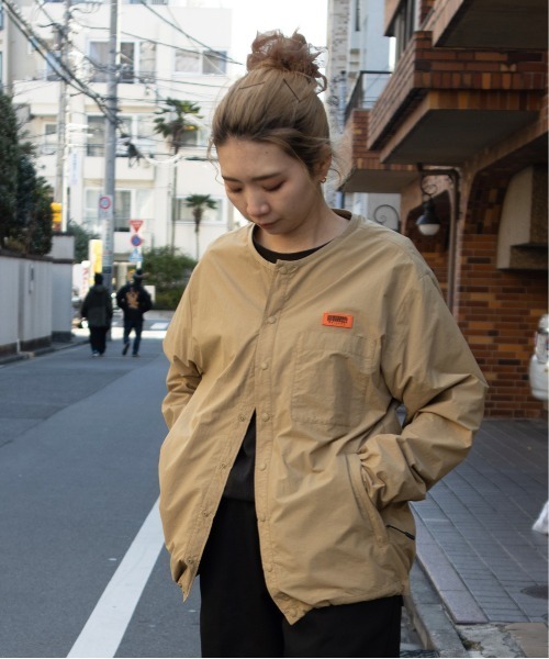 UNIVERSAL OVERALL（ユニバーサルオーバーオール）の「NYLON JACKET/ナイロンジャケット/ジャケット（ナイロンジャケット・メンズ・ブラック/ベージュ・L/M）」の14枚目の写真