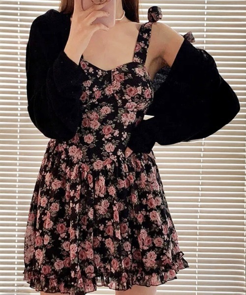 Miniministore(ミニミニストア)の「サマーカーディガン長袖ショート丈 ボレロ(カーディガン/ボレロ・レディース・ブラック/ホワイト/フューシャピンク/アイボリー・FREE)」の7枚目の写真