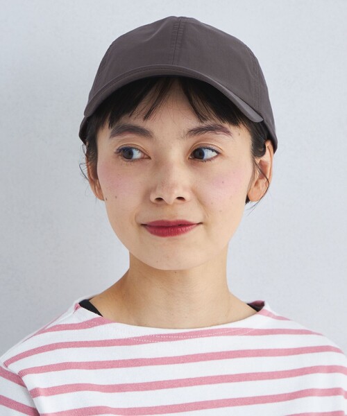 green label relaxing(グリーンレーベルリラクシング)の「コットン ポリエステル キャップ - UVケア -(キャップ・レディース・ベージュ/ネイビー/オフホワイト/ブラック/ダークグレー/モカ・FREE)」の3枚目の写真