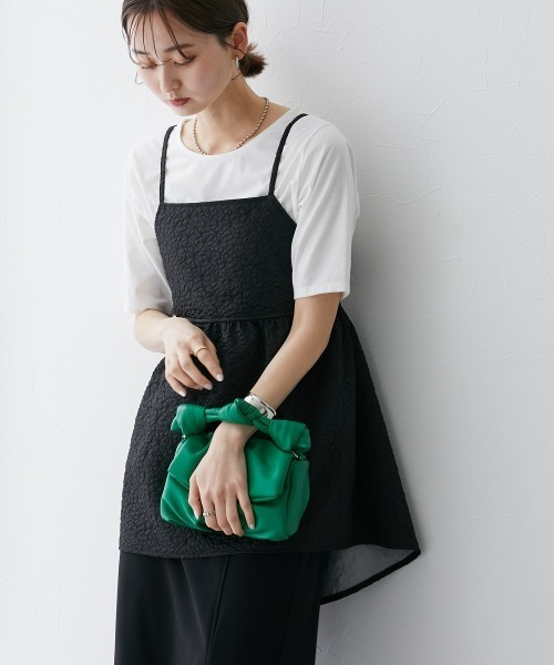 nissen(ニッセン)の「ふくれジャガードキャミソール+無地Tシャツ 2点セット(キャミソール・レディース・ブラック/オフホワイト・S/M/L/LL)」の14枚目の写真