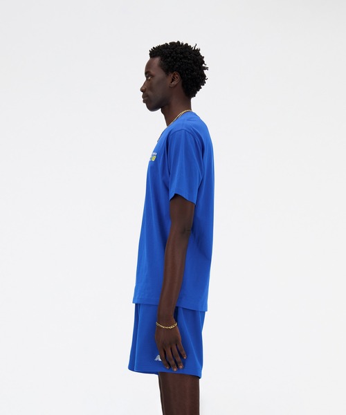 NEW BALANCE(ニューバランス)の「Athletics Premium Logo リラックス ショートスリーブTシャツ(Tシャツ/カットソー・メンズ・ブルー/ブラック/オフホワイト・XX-LARGE/X-LARGE/LARGE/MEDIUM/SMALL)」の9枚目の写真