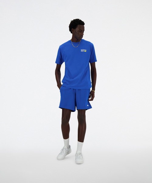 NEW BALANCE(ニューバランス)の「Athletics Premium Logo リラックス ショートスリーブTシャツ(Tシャツ/カットソー・メンズ・ブルー/ブラック/オフホワイト・XX-LARGE/X-LARGE/LARGE/MEDIUM/SMALL)」の4枚目の写真