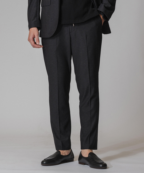 EDIFICE（エディフィス）の「”ストレッチ機能”ドライバスケット イージーパンツ【セットアップ着用可】（その他パンツ・メンズ・ネイビー/ベージュ/ブラック・LARGE/MEDIUM/SMALL/X-LARGE）」の9枚目の写真