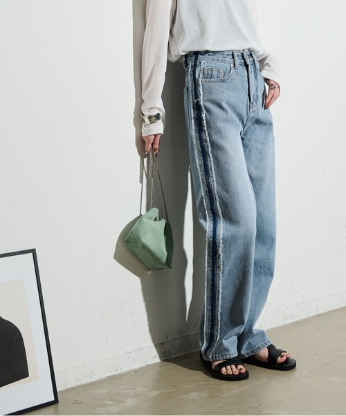 Shelly island（シェリーアイランド）の「サイドラインデニム（デニム