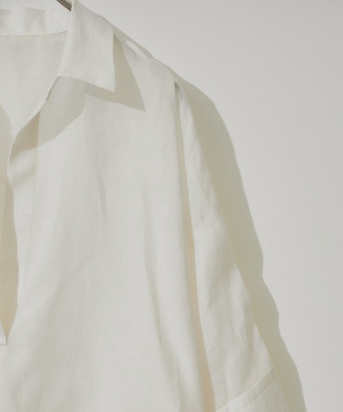 SALON adam et rope'(サロン アダム エ ロペ)の「シアーリネンドロストドルマンシャツ(シャツ/ブラウス・レディース・オフホワイト/ブルー/ブラック・FREE)」の6枚目の写真