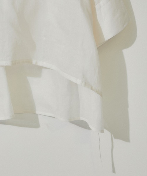 SALON adam et rope'(サロン アダム エ ロペ)の「シアーリネンドロストドルマンシャツ(シャツ/ブラウス・レディース・オフホワイト/ブルー/ブラック・FREE)」の7枚目の写真