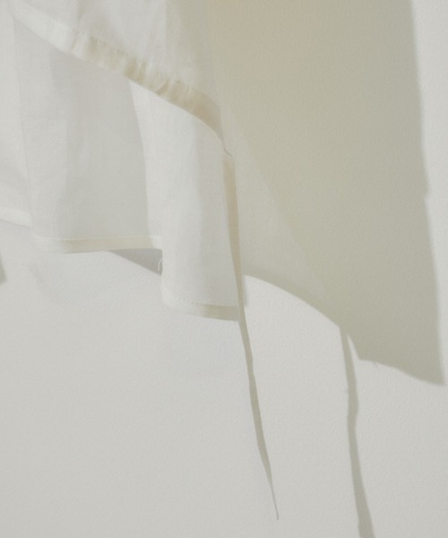 SALON adam et rope'(サロン アダム エ ロペ)の「シアーリネンドロストドルマンシャツ(シャツ/ブラウス・レディース・オフホワイト/ブルー/ブラック・FREE)」の8枚目の写真