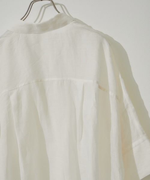 SALON adam et rope'(サロン アダム エ ロペ)の「シアーリネンドロストドルマンシャツ(シャツ/ブラウス・レディース・オフホワイト/ブルー/ブラック・FREE)」の9枚目の写真