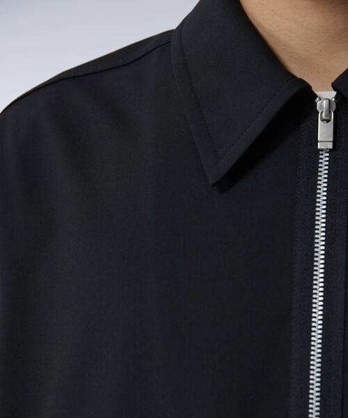 UNITED TOKYO(ユナイテッドトウキョウ)の「スーツウール ジップシャツブルゾン(ブルゾン・メンズ・ブラック/ダークグレー・1/2)」の6枚目の写真