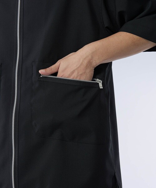 UNITED TOKYO(ユナイテッドトウキョウ)の「スーツウール ジップシャツブルゾン(ブルゾン・メンズ・ブラック/ダークグレー・1/2)」の8枚目の写真