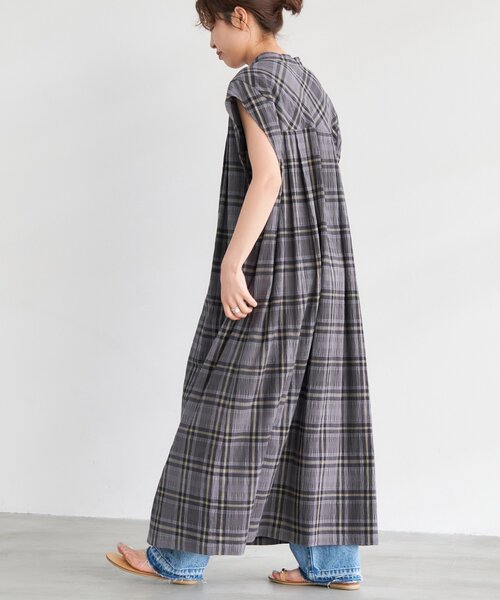Spick & Span（スピックアンドスパン）の「先染めサッカーシャツワンピース（ワンピース・レディース・その他10/マルチ・FREE）」の5枚目の写真