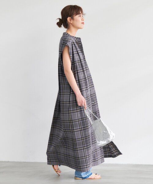 Spick & Span（スピックアンドスパン）の「先染めサッカーシャツワンピース（ワンピース・レディース・その他10/マルチ・FREE）」の9枚目の写真