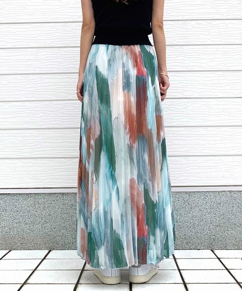 Q（キュー）の「ニュアンスカラープリーツスカート（スカート・レディース・イエロー系その他/グリーン系その他・MEDIUM）」の5枚目の写真