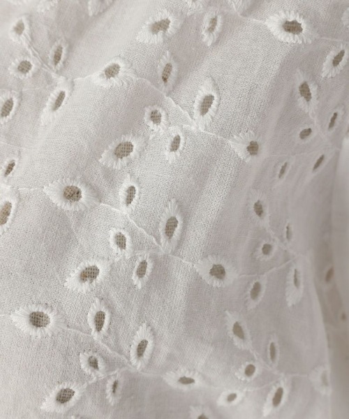 an another angelus（アンアナザーアンジェラス）の「バックリボンコットンレースブラウス/ananotherangelus（シャツ/ブラウス・レディース・ブラック/オフホワイト・FREE）」の7枚目の写真