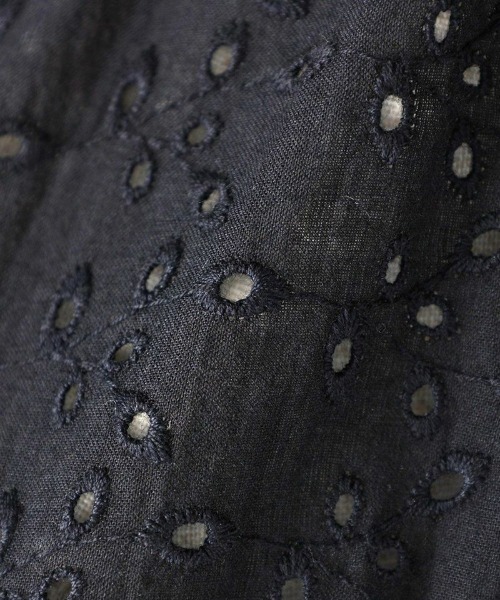 an another angelus（アンアナザーアンジェラス）の「バックリボンコットンレースブラウス/ananotherangelus（シャツ/ブラウス・レディース・ブラック/オフホワイト・FREE）」の8枚目の写真